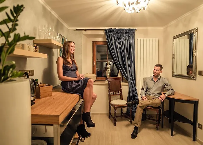 Luxury Apartments No. 91